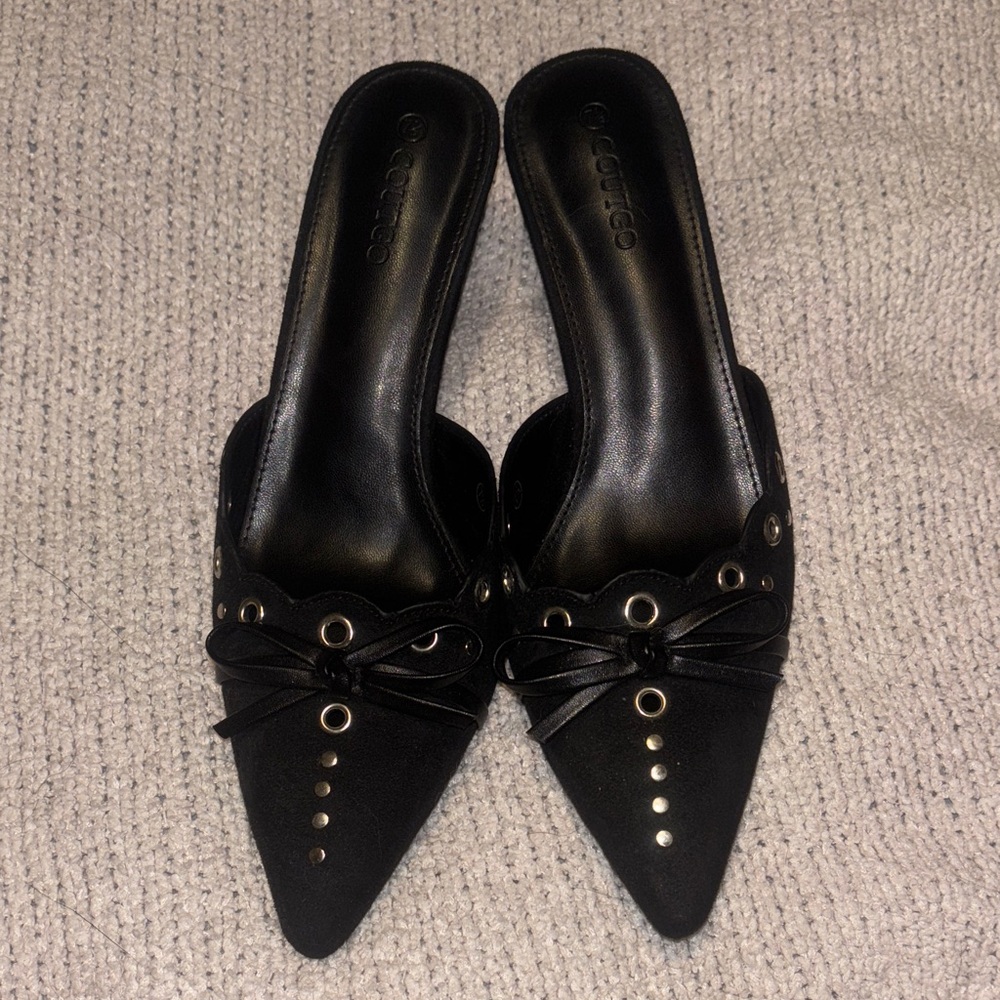 Black Women’s Kitten Heel